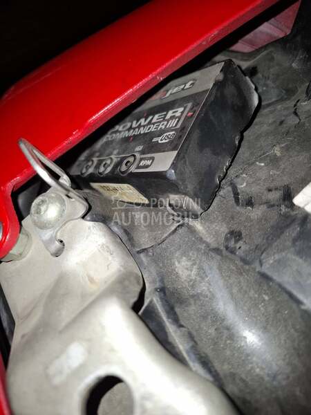 Honda CBR 1000RR FIREBLADE