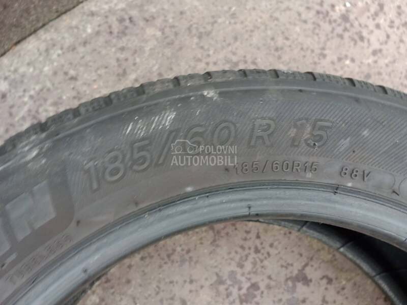 Michelin 185/60 R15 Zimska