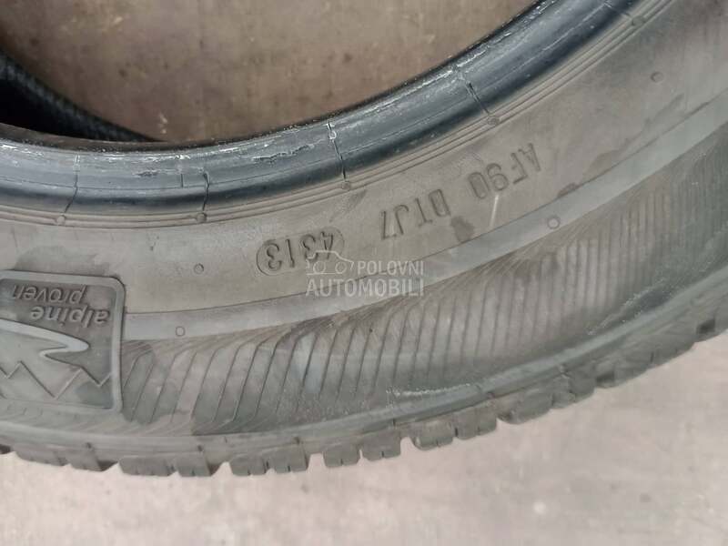 Semperit 185/60 R15 Zimska