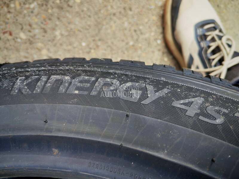 Hankook 255/45 R20 Zimska