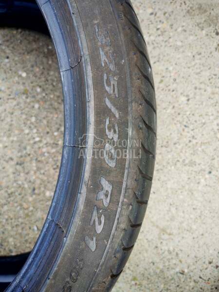 Pirelli 325/30 R21 Letnja