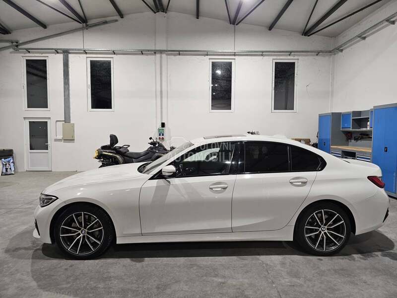 BMW 330 /M PAKET/VIRT/