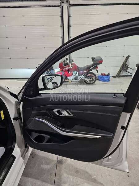 BMW 330 /M PAKET/VIRT/