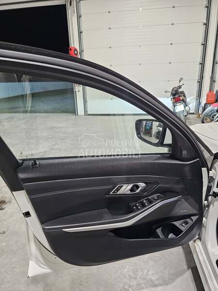 BMW 330 /M PAKET/VIRT/