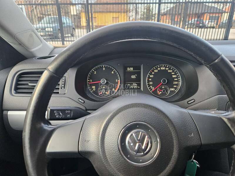 Volkswagen Jetta 