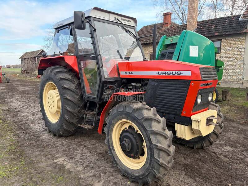 Ursus 904 b