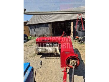 New Holland Devoti italijanska presa