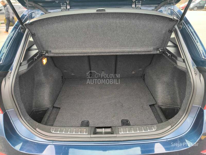 BMW X1 VELIK1 SERVIS