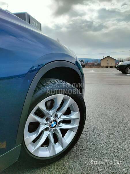 BMW X1 VELIK1 SERVIS