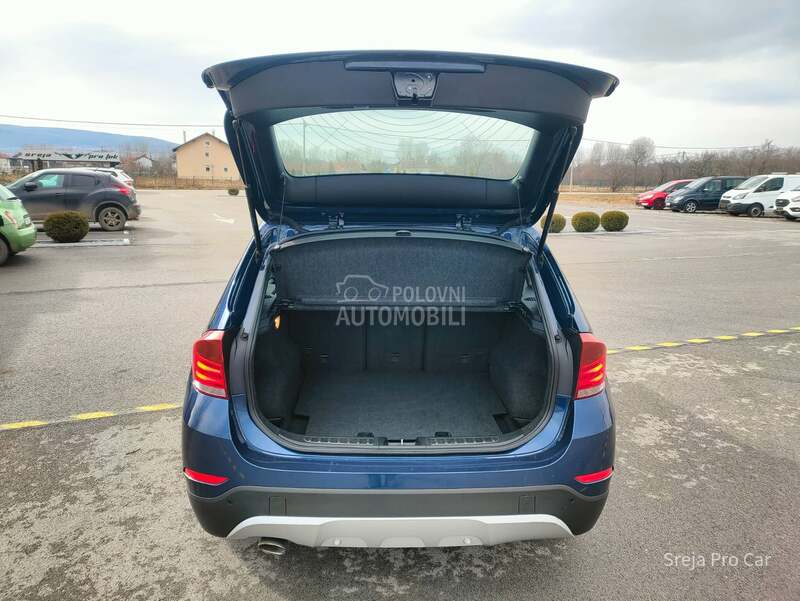 BMW X1 VELIK1 SERVIS