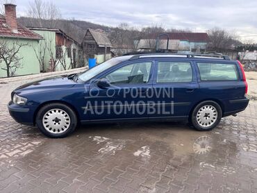 Volvo V70 