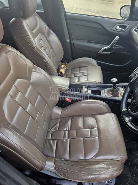 Delovi za Citroen DS4 2013. god.