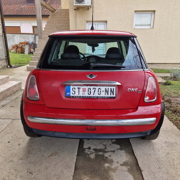 MINI One 
