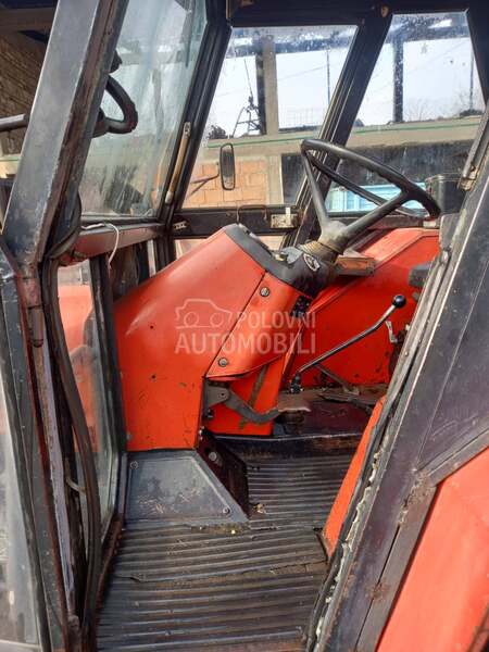 Zetor 7011