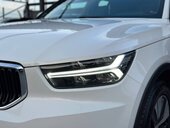 Volvo XC40 MOMENTUM PRO T3