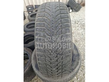 Kumho 215/60 R17 Zimska