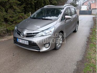 Toyota Verso nove gume