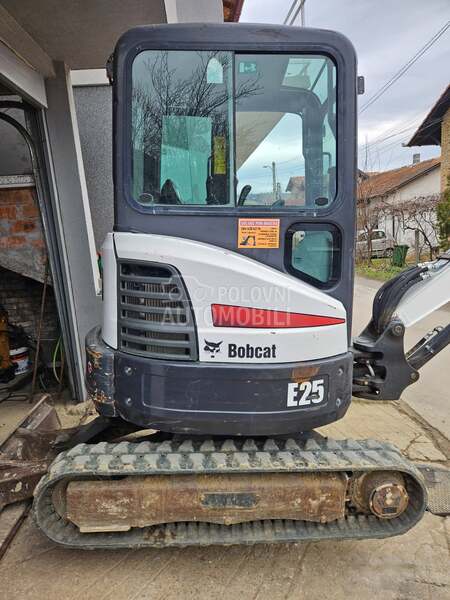 Bobcat E 25