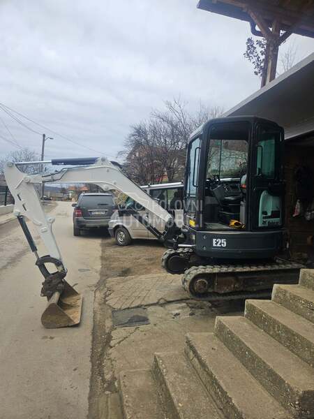 Bobcat E 25
