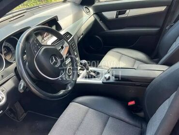 Centralna - središnja konzola za Mercedes Benz C 180, C 200, C 220 ... od 2007. do 2014. god.