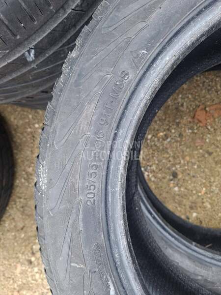 Vredestein 205/55 R16 Zimska