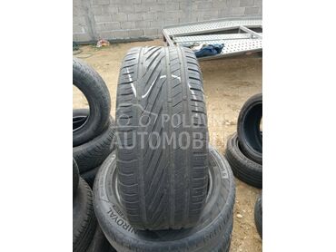 Uniroyal 225/55 R17 Zimska
