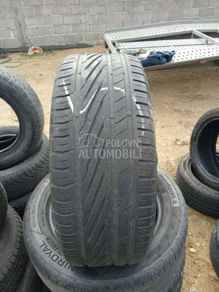 Uniroyal 225/55 R17 Zimska