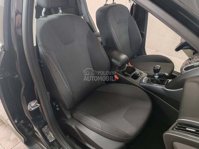 Ford Focus 1.6 TDCI TITANIUM