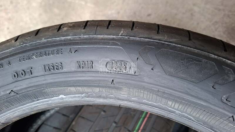 Goodyear 235/45 R19 Letnja