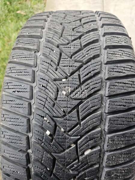 Dunlop 225/40 R18 Zimska