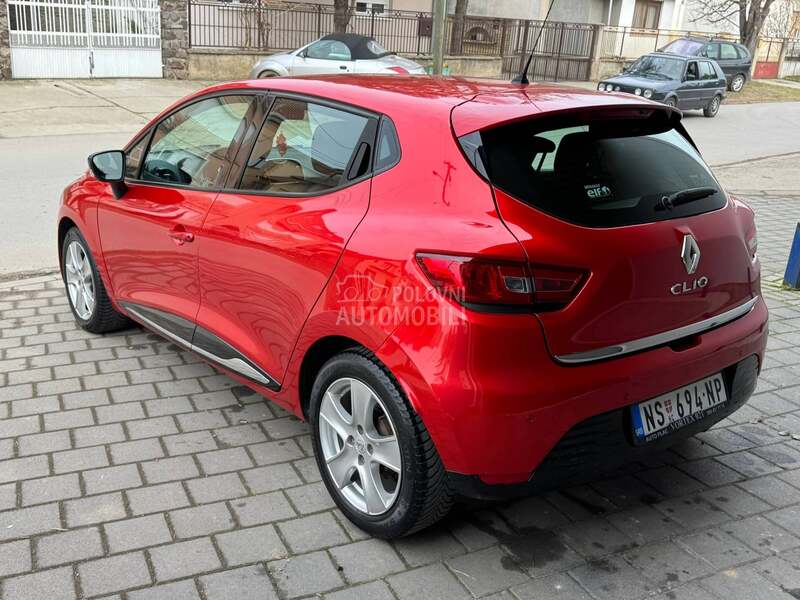 Renault Clio 