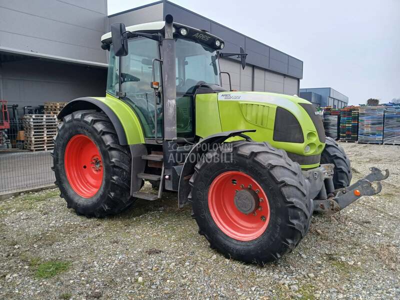 Claas Ares 697