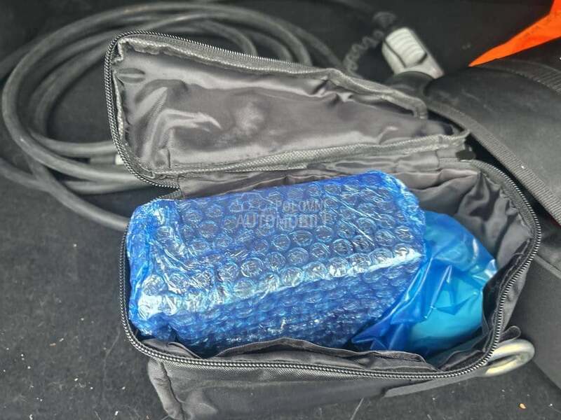 DS 4 HYBRIDE LAPREMIERE