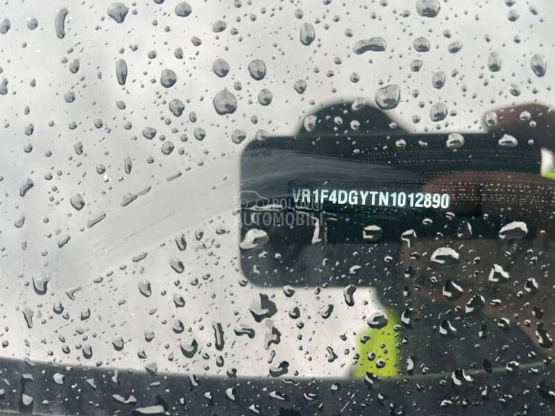 DS 4 HYBRIDE LAPREMIERE