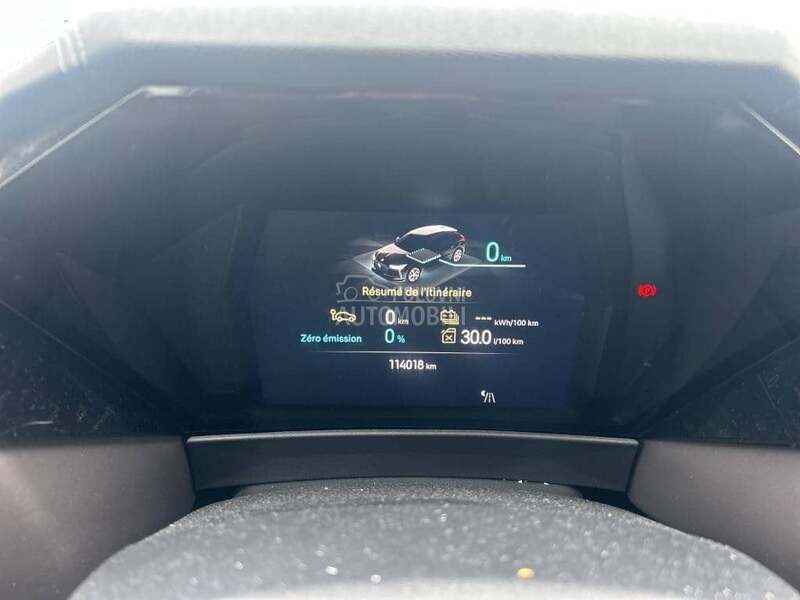 DS 4 HYBRIDE LAPREMIERE