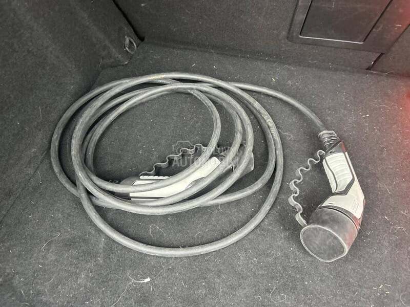 DS 4 HYBRIDE LAPREMIERE