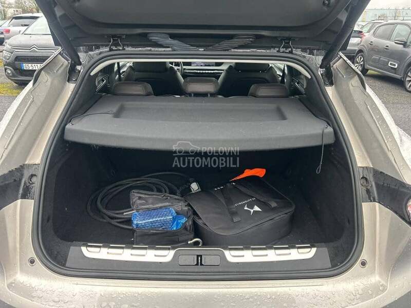 DS 4 HYBRIDE LAPREMIERE