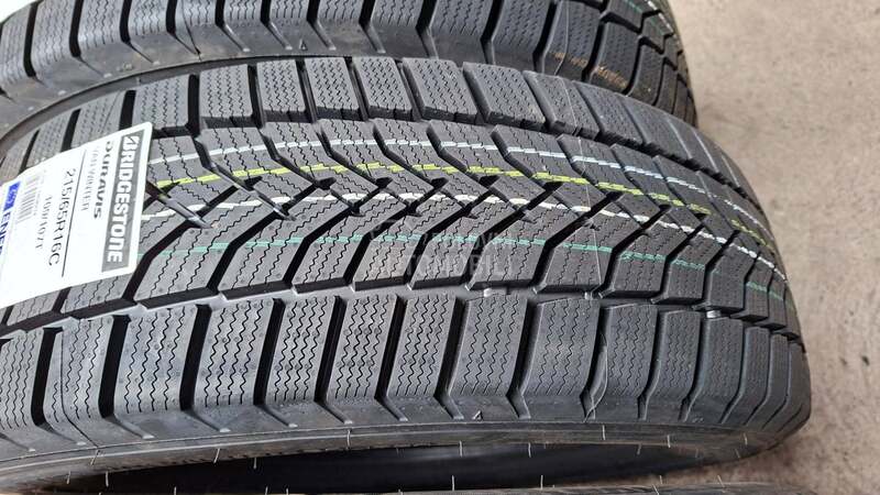 Bridgestone 215/65 R16 Zimska