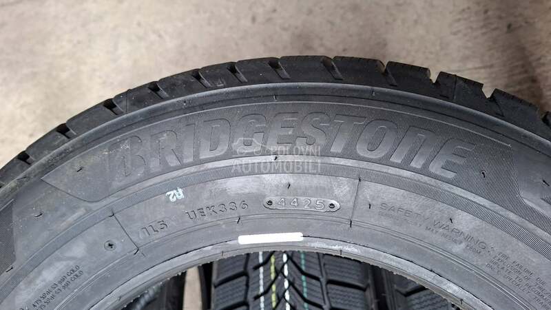 Bridgestone 215/65 R16 Zimska