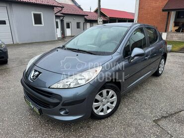 Peugeot 207 1.4 i  118h.k.m