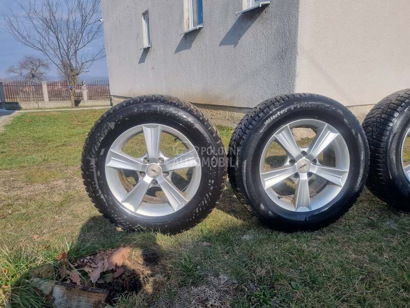 Hankook 215/65 R16 Zimska