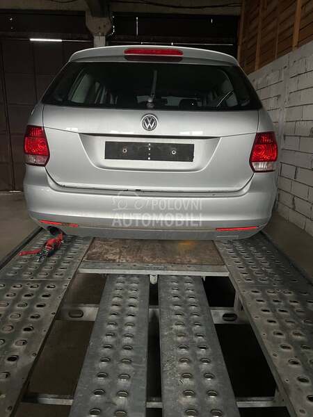 Volkswagen Golf 6 -  kompletan auto u delovima