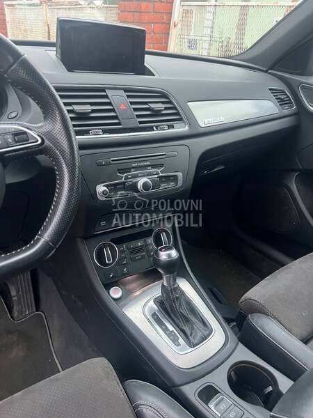 Audi Q3 -  kompletan auto u delovima