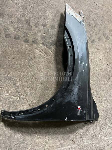 Audi Q3 -  kompletan auto u delovima