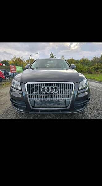 Audi Q3 -  kompletan auto u delovima