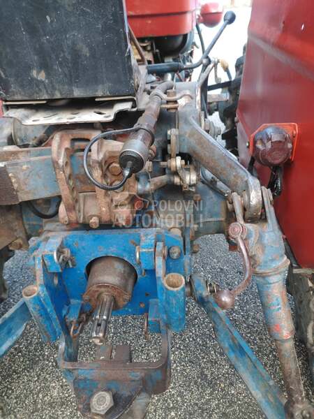 Universal 445 DT   53ks