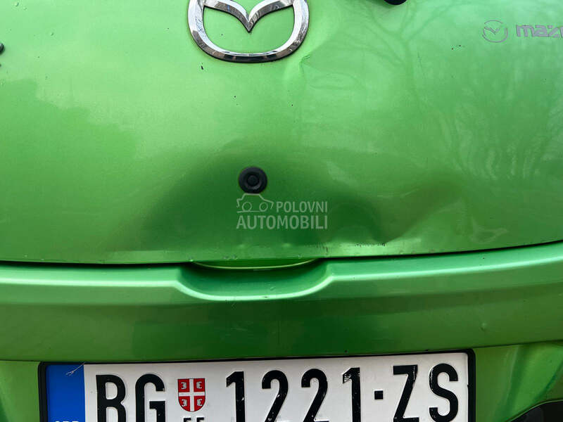 Mazda 2 1.3i CE PLUS