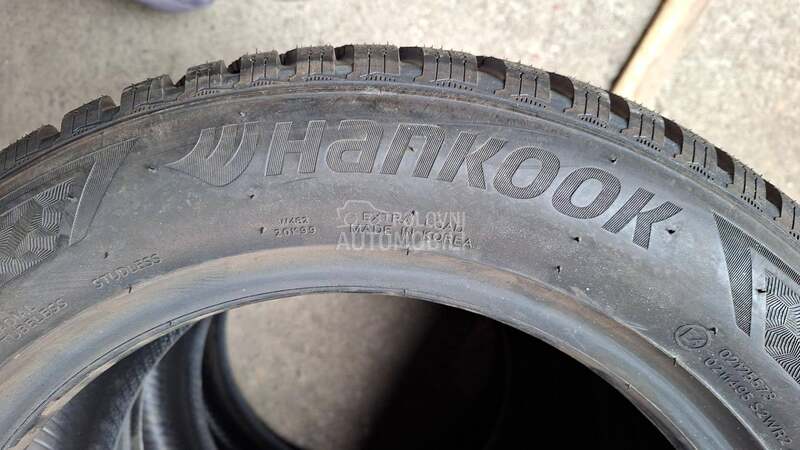 Hankook 215/55 R16 Zimska
