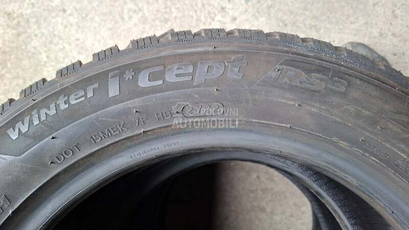 Hankook 215/55 R16 Zimska