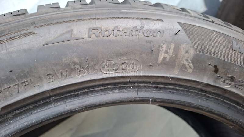 Hankook 225/50 R18 Zimska